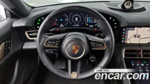 Porsche Taycan Base 2022 года из Южной Кореи