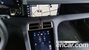 Porsche Taycan Base 2022 года из Южной Кореи