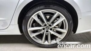 Audi A7 50 TDI 4WD Premium 2021 года из Южной Кореи