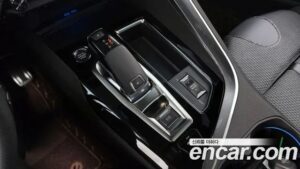Peugeot 5008 1.5 BlueHDi GT 2022 года из Южной Кореи