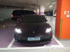 Porsche Taycan 4S 2021 года из Южной Кореи