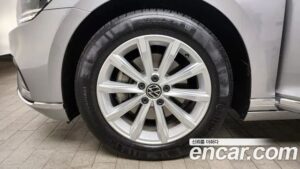 Volkswagen Passat 2.0 TDI Premium 2021 года из Южной Кореи