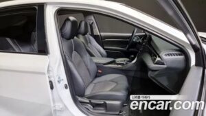 Toyota Camry 2.5 XSE HYBRID 2022 года из Южной Кореи