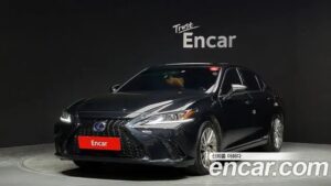Lexus ES Luxury Plus 2021 года из Южной Кореи