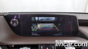 Lexus ES Luxury Plus 2021 года из Южной Кореи
