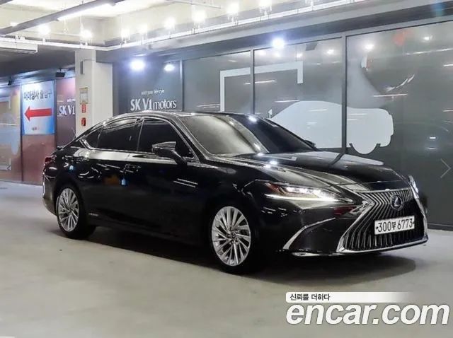 Lexus ES Executive 2019 года из Кореи