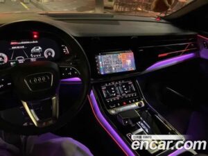 Audi Q8 50 TDI 4WD Premium 2020 года из Южной Кореи