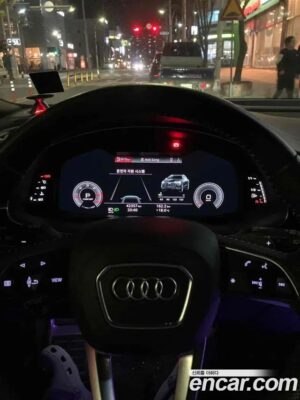 Audi Q8 50 TDI 4WD Premium 2020 года из Южной Кореи