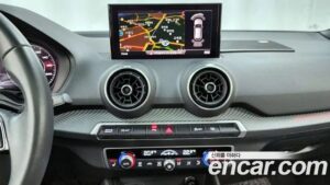 Audi Q2 35 TDI Premium 2020 года из Южной Кореи