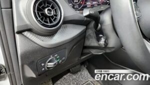 Audi Q2 35 TDI Premium 2020 года из Южной Кореи