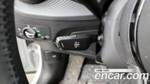 Audi Q2 35 TDI Premium 2020 года из Южной Кореи