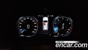 Volvo V90 T5 PRO AWD 2020 года из Южной Кореи