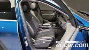 Audi e-tron 55 4WD 2020 года из Южной Кореи