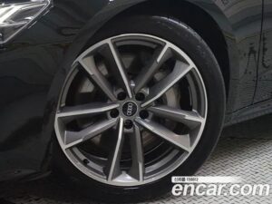 Audi A7 55 TFSI 4WD Premium 2021 года из Южной Кореи