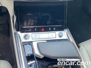 Audi e-tron 55 4WD 2022 года из Южной Кореи