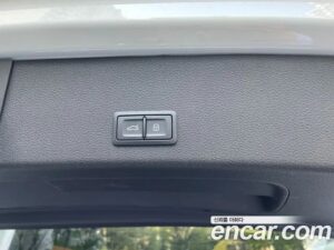 Audi e-tron 55 4WD 2022 года из Южной Кореи