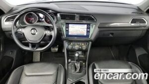 Volkswagen Tiguan 2.0 TDI Prestige 2020 года из Южной Кореи