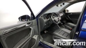 Volkswagen Tiguan 2.0 TDI Prestige 2020 года из Южной Кореи