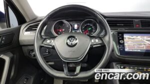 Volkswagen Tiguan 2.0 TDI Prestige 2020 года из Южной Кореи