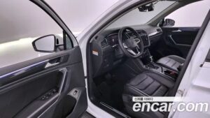 Volkswagen Tiguan 2.0 TDI Premium 2022 года из Южной Кореи