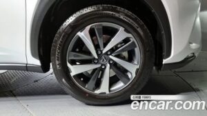 Lexus NX SUPREME 2021 года из Южной Кореи