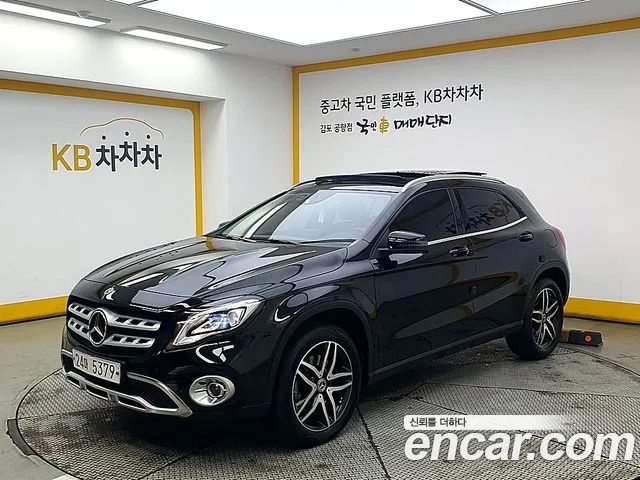 Mercedes-Benz GLA-Class GLA220 Premium 2019 года из Кореи