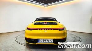 Porsche 911 CARRERA Cabriolet 2021 года из Южной Кореи