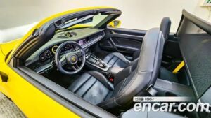 Porsche 911 CARRERA Cabriolet 2021 года из Южной Кореи