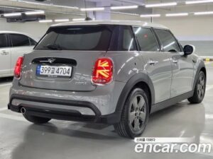 Mini Cooper 5Door CLASSIC 2023 года из Южной Кореи