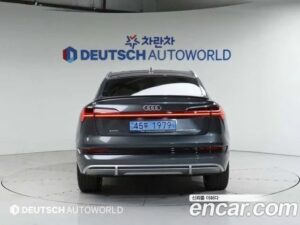 Audi e-tron 55 4WD Sportback 2022 года из Южной Кореи