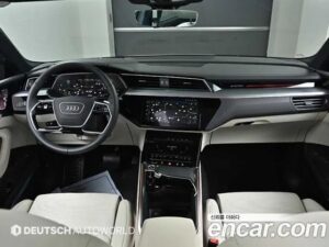 Audi e-tron 55 4WD Sportback 2022 года из Южной Кореи