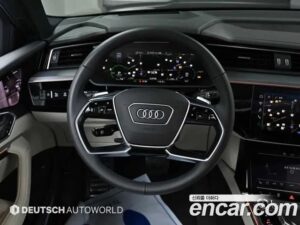 Audi e-tron 55 4WD Sportback 2022 года из Южной Кореи