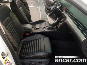 Volkswagen Passat 2.0 TDI Prestige 2021 года из Южной Кореи