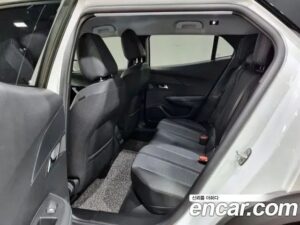 Peugeot 2008 1.5 BlueHDi ALLURE 2022 года из Южной Кореи