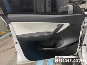 Tesla Model Y LONG RANGE 2021 года из Южной Кореи