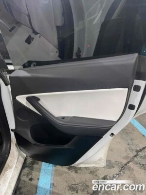 Tesla Model Y LONG RANGE 2021 года из Южной Кореи