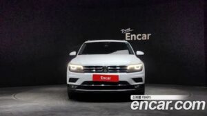 Volkswagen Tiguan 2.0 TDI Prestige 2020 года из Южной Кореи
