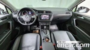 Volkswagen Tiguan 2.0 TDI Prestige 2020 года из Южной Кореи