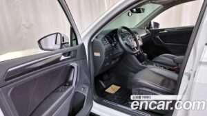 Volkswagen Tiguan 2.0 TDI Prestige 2020 года из Южной Кореи