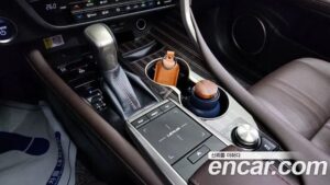 Lexus RX Executive 2021 года из Южной Кореи