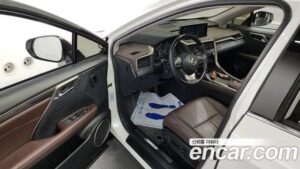 Lexus RX Executive 2021 года из Южной Кореи