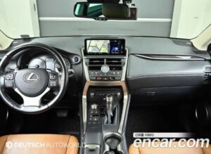 Lexus NX Executive 2020 года из Южной Кореи