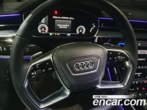 Audi A8 55 TFSI 4WD LWB 2021 года из Южной Кореи