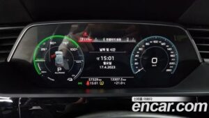 Audi e-tron 55 4WD 2020 года из Южной Кореи
