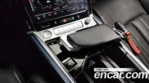 Audi e-tron 55 4WD 2020 года из Южной Кореи