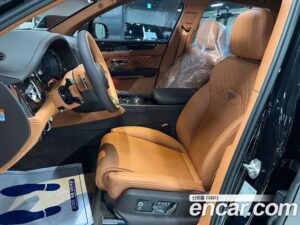 Bentley Bentayga 4.0 V8 2022 года из Южной Кореи