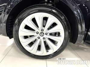 Bentley Bentayga 4.0 V8 2022 года из Южной Кореи