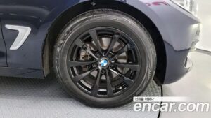 BMW Gran Turismo GT 320d xDrive 2020 года из Южной Кореи