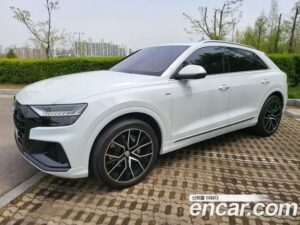 Audi Q8 50 TDI 4WD Premium 2021 года из Южной Кореи