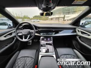 Audi Q8 50 TDI 4WD Premium 2021 года из Южной Кореи
